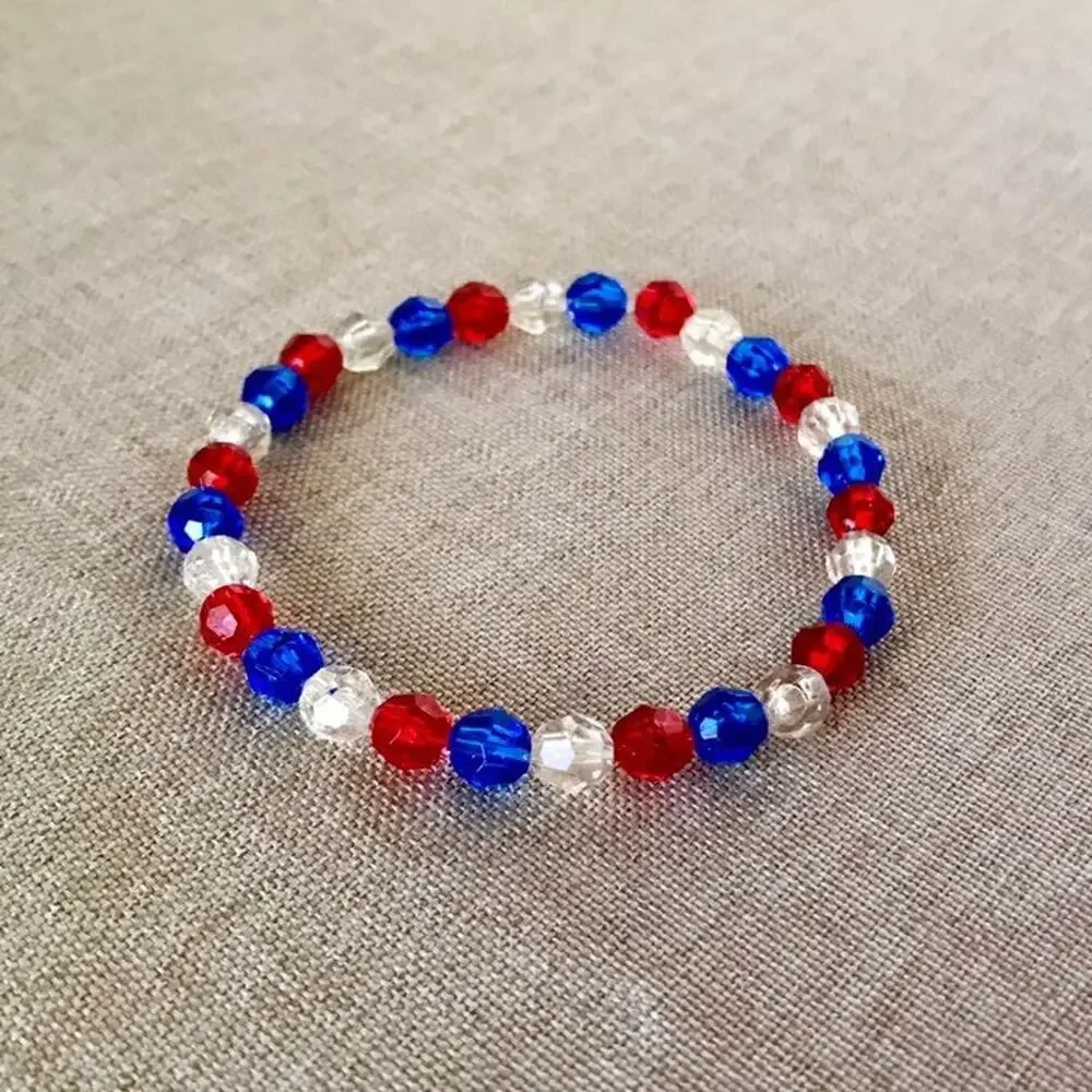 Patriotic July 4 Kids Bracelet Size 5 - Picture 1 of 1